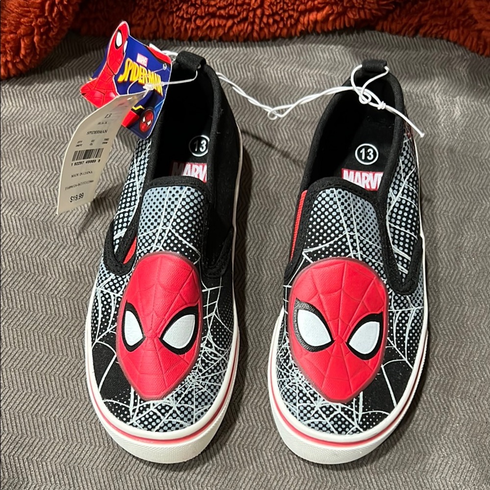 Marvel Spider-Man Kids Slip-On Shoes - Black and Red